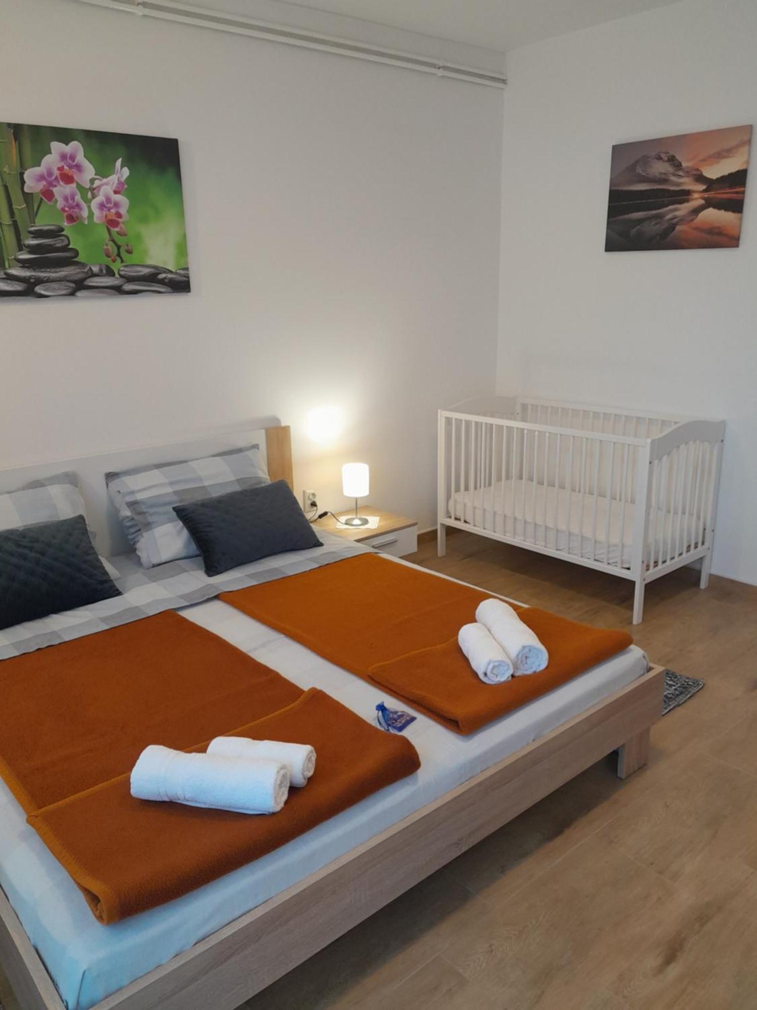 Apartment Dean Клімно Екстер'єр фото