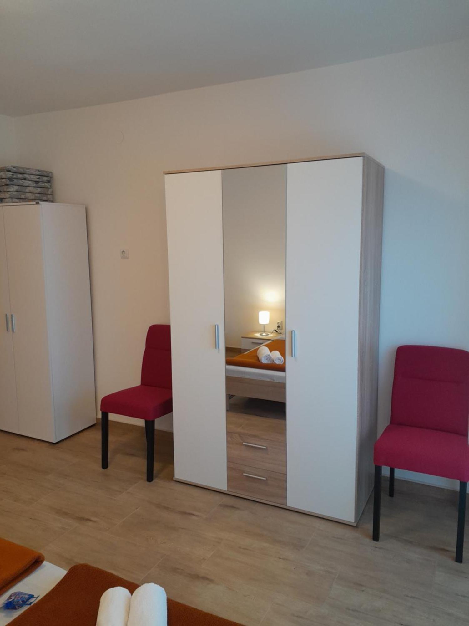 Apartment Dean Клімно Екстер'єр фото